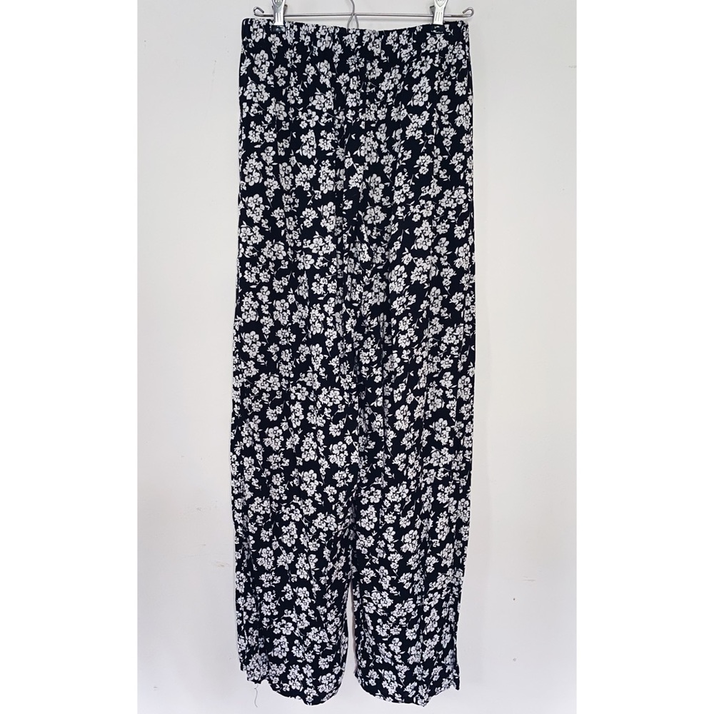 Light weight floral flowey pants